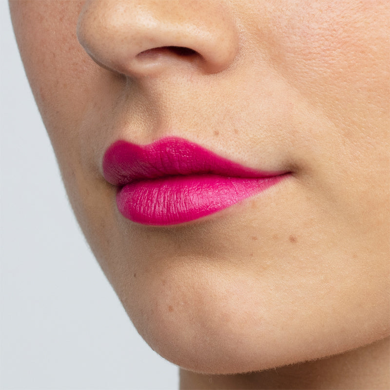 Antipodes Moisture-Boost Natural Lipstick Dragon Fruit Pink Lips